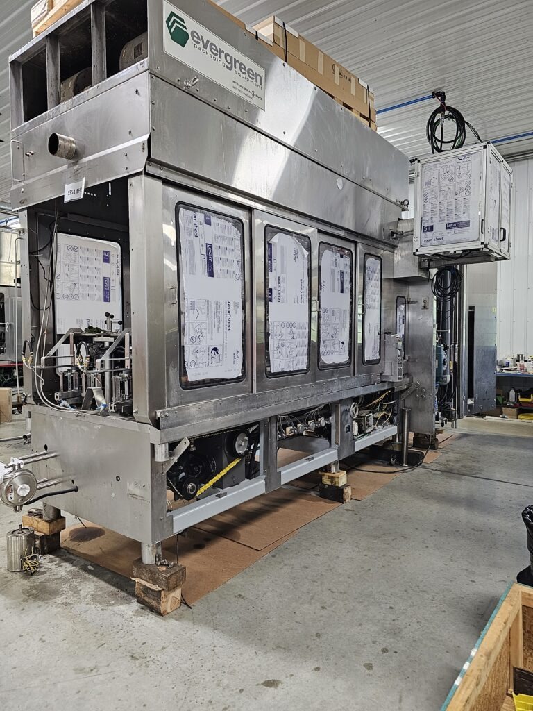 Industrial packaging machine by Evergreen